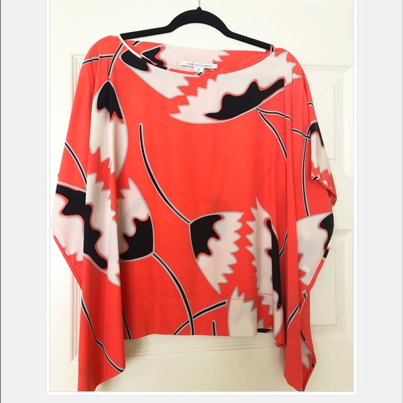 Diane Von Furstenberg Floral Top Size Small - Picture 5 of 5